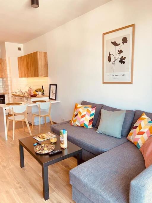 Spacious,Stylish And Comfortable 2 Room Apartment With Million Dollar View Warschau Buitenkant foto