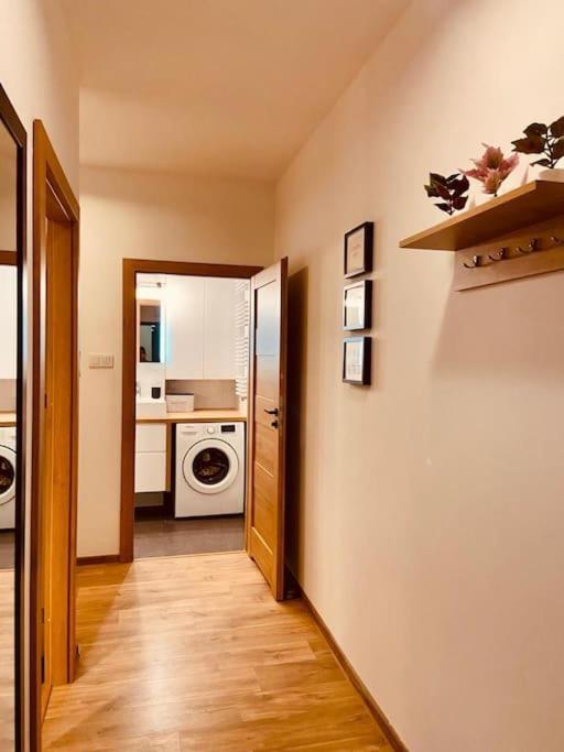 Spacious,Stylish And Comfortable 2 Room Apartment With Million Dollar View Warschau Buitenkant foto